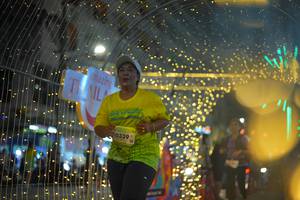 BIB: 0339
                            <button type="button" onclick="openModal(21750648)" class="btn btn-primary btn-sm float-right btn-popup" data-toggle="modal" data-target=".modal-high-quality">
                        <i class="fas fa-shopping-cart"></i> Add to Cart
                    </button>
                                            <button type="button" onclick="isThisMe(21750648, true)" class="btn btn-success btn-sm float-right btn-popup btn-isme hidden" data-toggle="tooltip" data-placement="bottom" title="นี่คือรูปของคุณใช่ไหม คลิกที่นี่เพื่อเอาเข้าอัลบั้ม">
                        <i class="fas fa-plus"></i> Add to album
                    </button>
                    <button type="button" onclick="isThisMe(21750648, false)" class="btn btn-warning btn-sm float-right btn-popup btn-isnotme hidden">
                        <i class="fas fa-ban"></i> Remove from album
                    </button>